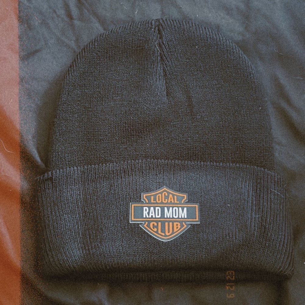 Rad mom beanie